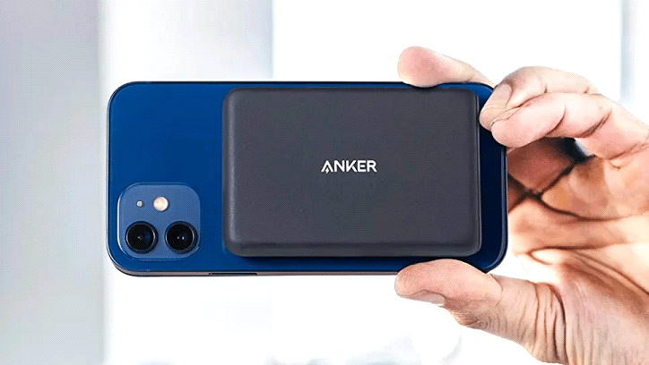 The Anker PowerCore Magnetic 5K Wireless Power Bank 